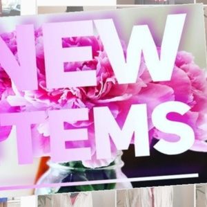 New items. Curvy Academiks bundle!